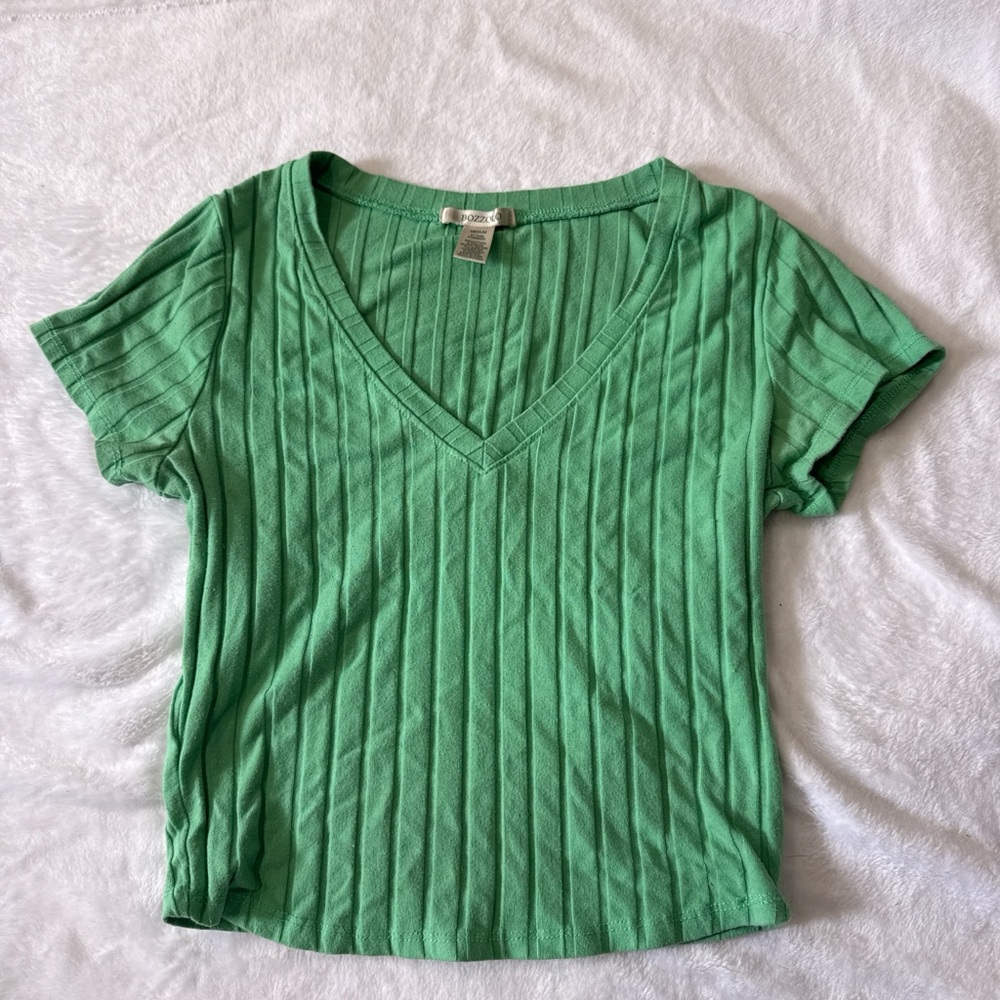 Bozzolo Green Ribbed V-Neck Crop Top